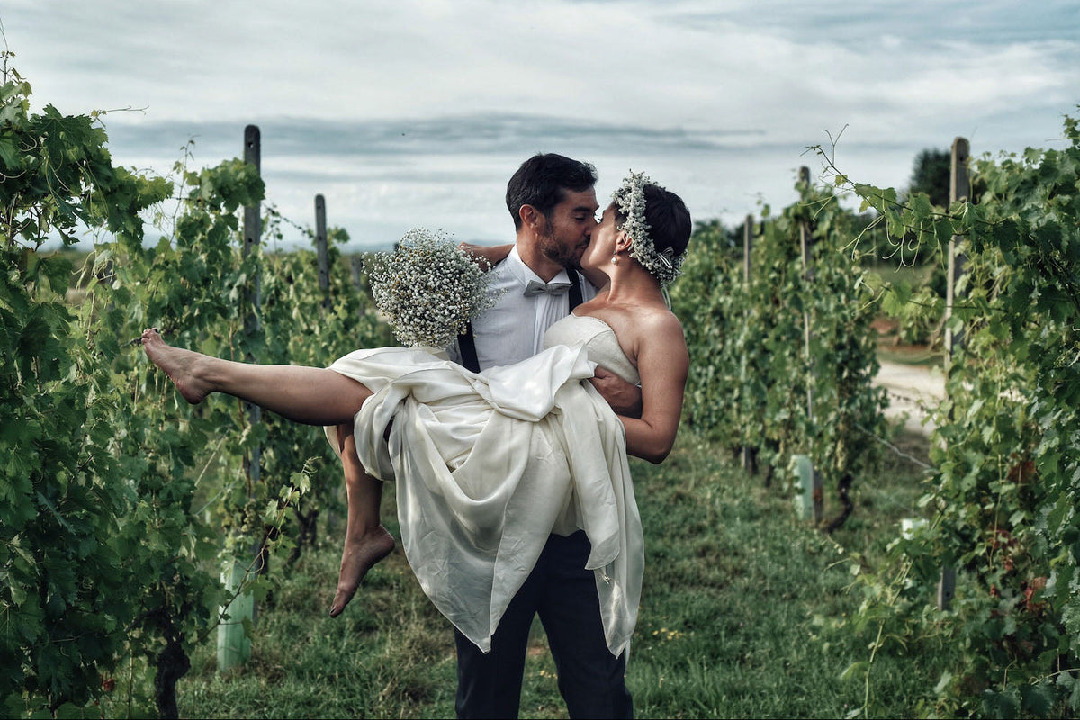 Silvia the Barefoot Bride