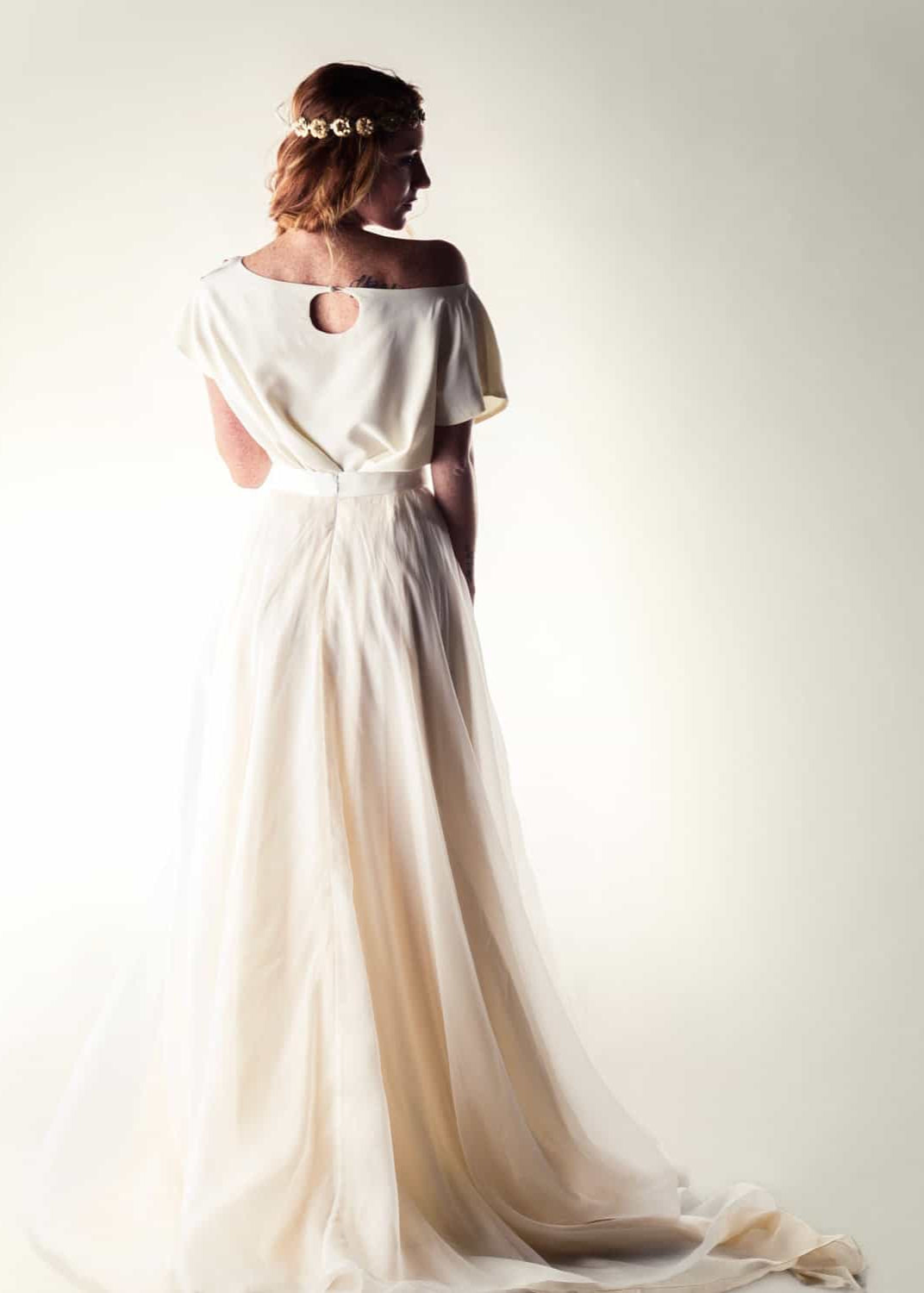 DANDELION, Comfortable Two Piece Wedding Dress Outfit in Silk Organza