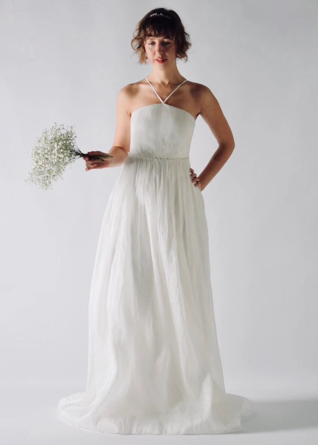 LINUM, a Vegan Linen Wedding Dress with a Modern Minimal Style