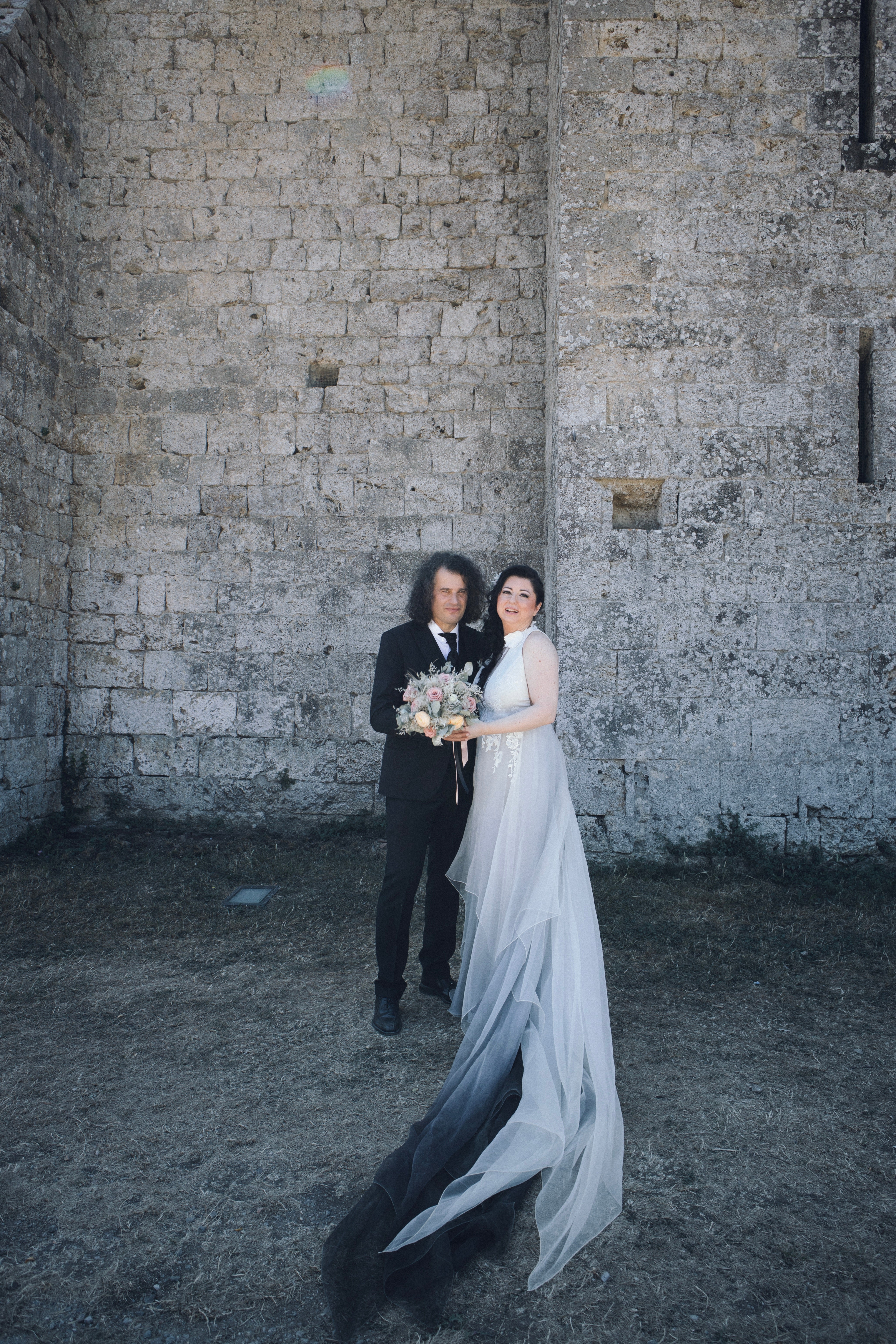 Low-cut black silk wedding dress Abbey of San Galgano Maria Lucia Squillari Silvia A 10.jpg