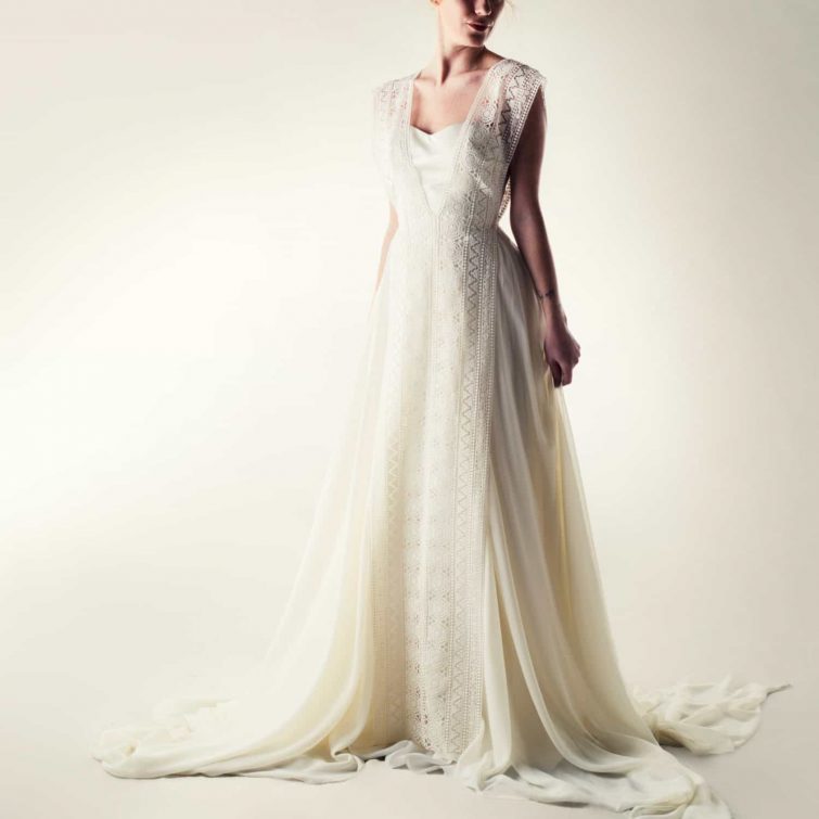 Lace overlay | Larimeloom Wedding Dress | Shop online